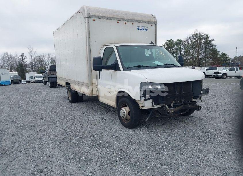 2020 Chevrolet Express CUTAWAY WORK VAN (VIN 1HA3GSFG1LN012377) main photo