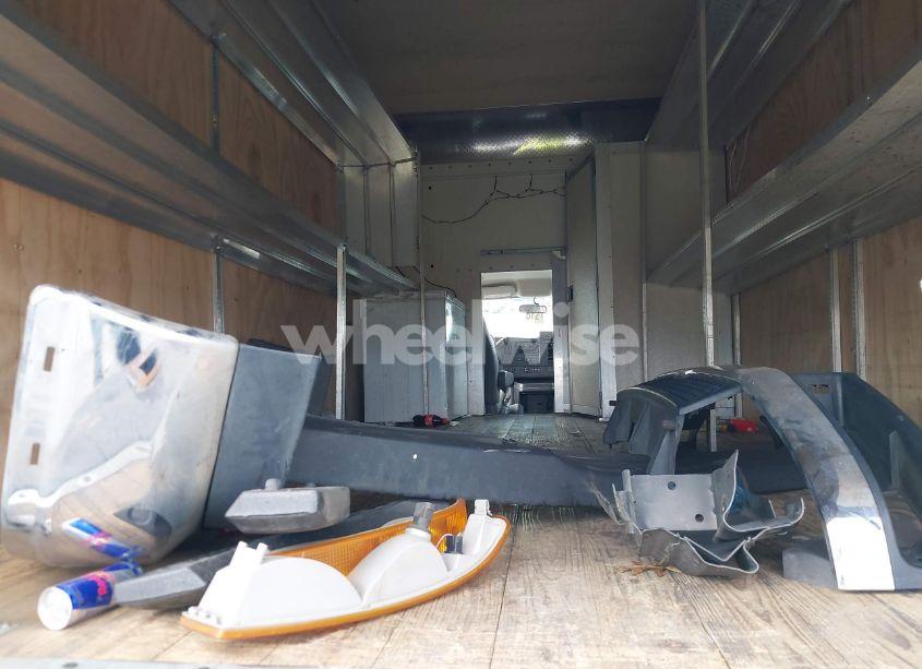 Photo 6 of 2020 Chevrolet Express CUTAWAY WORK VAN (VIN 1HA3GSFG1LN012377)