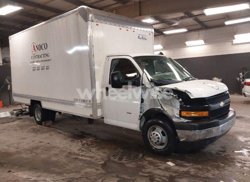 2023 Chevrolet Express CUTAWAY WORK VAN (VIN 1HA3GTC75PN012737) main photo