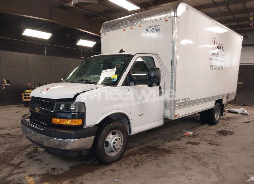 Photo 2 of 2023 Chevrolet Express CUTAWAY WORK VAN (VIN 1HA3GTC75PN012737)