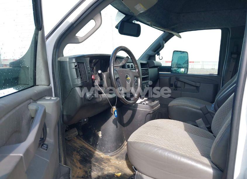 Photo 7 of 2021 Chevrolet Express CUTAWAY 4500 VAN (VIN 1HA6GVC71MN010780)