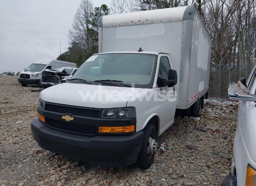 Photo 2 of 2023 Chevrolet Express CUTAWAY 4500 VAN (VIN 1HA6GVF73PN001529)