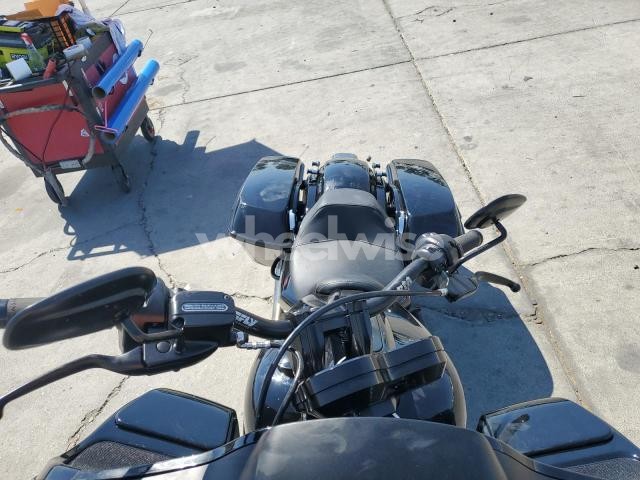 2023 HARLEY-DAVIDSON FLTRXST (VIN 1HD1ACL23PB680098) main photo