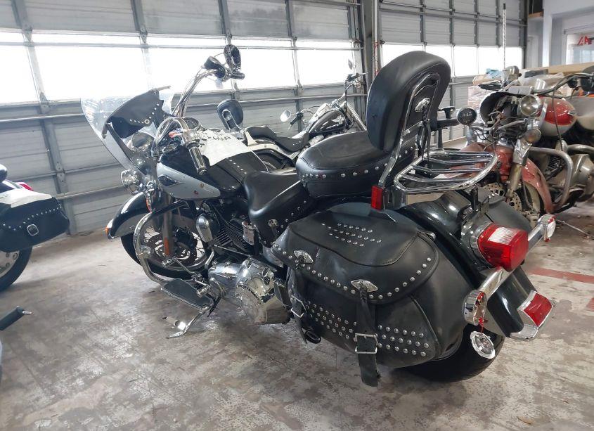 Photo 3 of 2013 Harley-davidson Flstc HERITAGE SOFTAIL CLASSIC (VIN 1HD1BWV16DB043205)