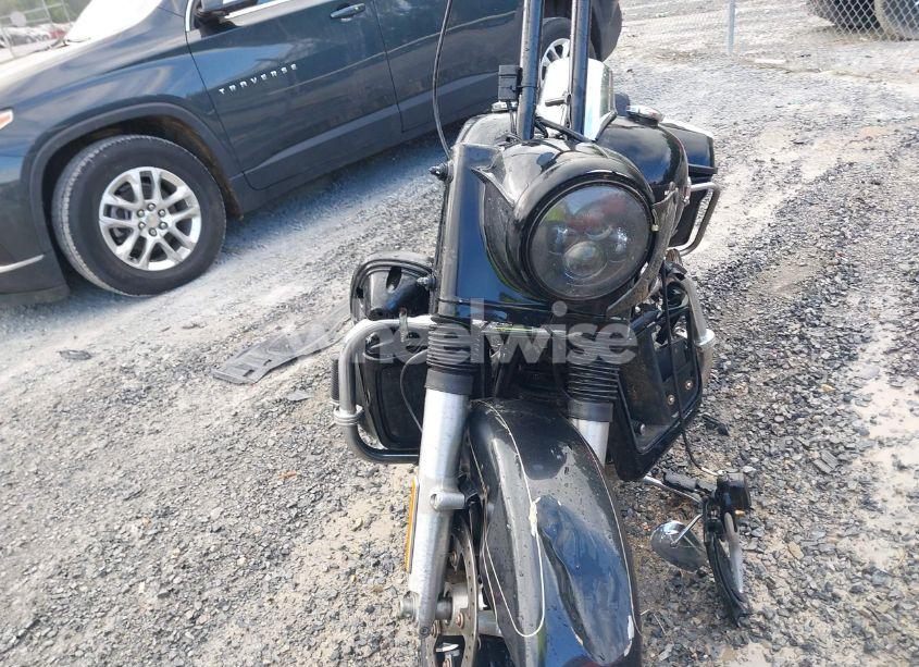 Photo 5 of 2018 Harley-davidson Flhr ROAD KING (VIN 1HD1FBC13JB612118)