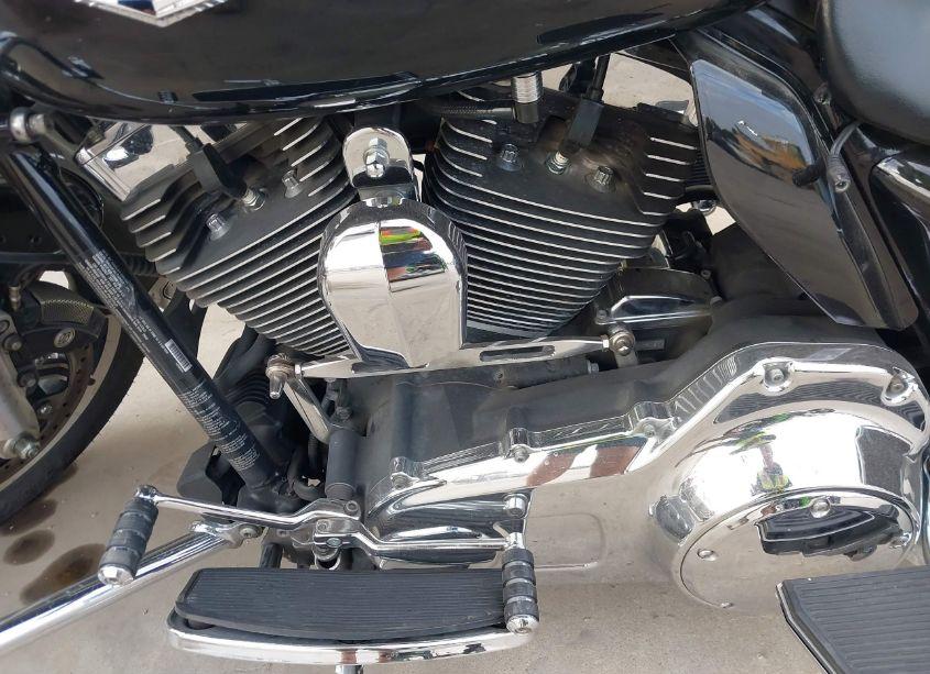 Photo 9 of 2014 Harley-davidson Flhr ROAD KING (VIN 1HD1FBM19EB629767)