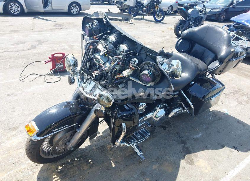 Photo 14 of 2009 Harley-davidson Flhtcu N/A (VIN 1HD1FC4109Y645820)