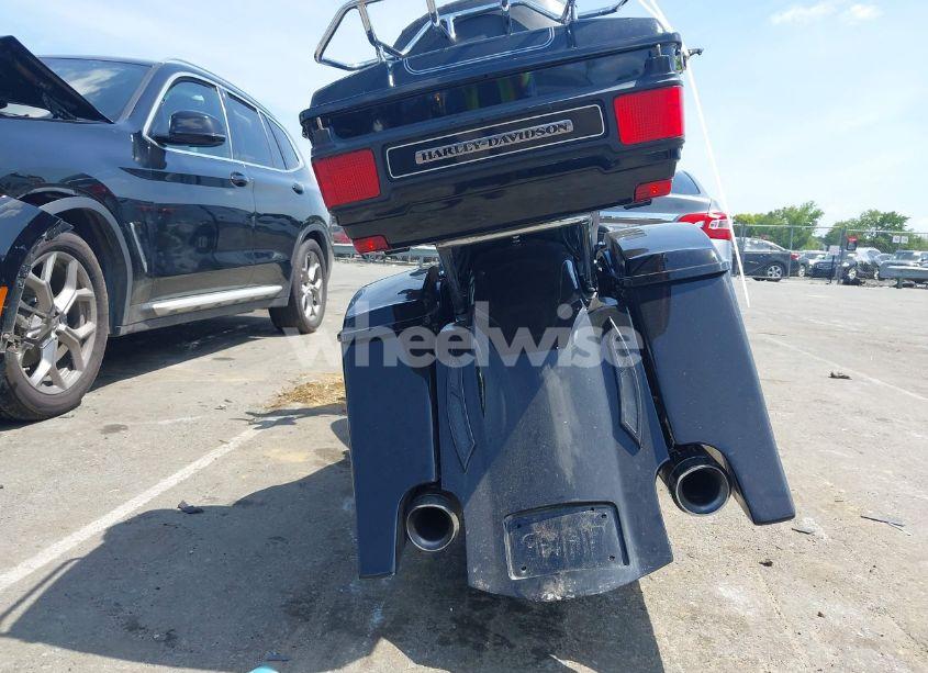 Photo 6 of 2009 Harley-davidson Flhtcu N/A (VIN 1HD1FC4109Y645820)