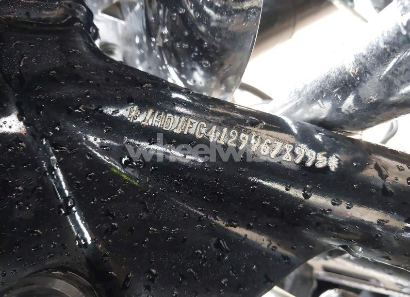 Photo 10 of 2009 Harley-davidson Flhtcu N/A (VIN 1HD1FC4129Y678995)