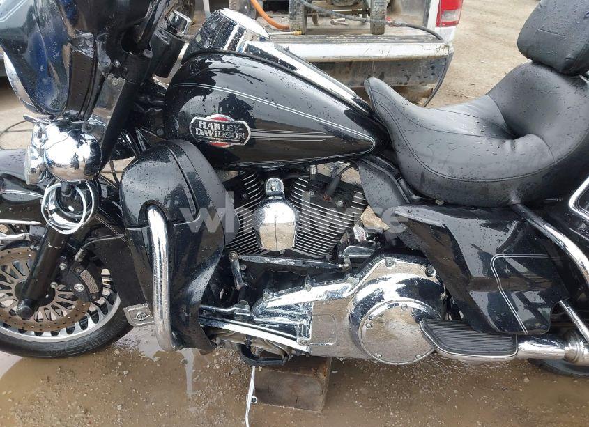 Photo 9 of 2009 Harley-davidson Flhtcu N/A (VIN 1HD1FC4129Y678995)