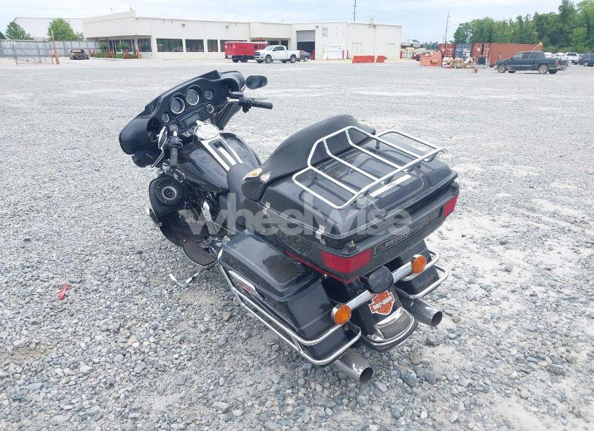 Photo 3 of 2013 Harley-davidson Flhtcu ULTRA CLASSIC ELECTRA GLD (VIN 1HD1FCM18DB658519)