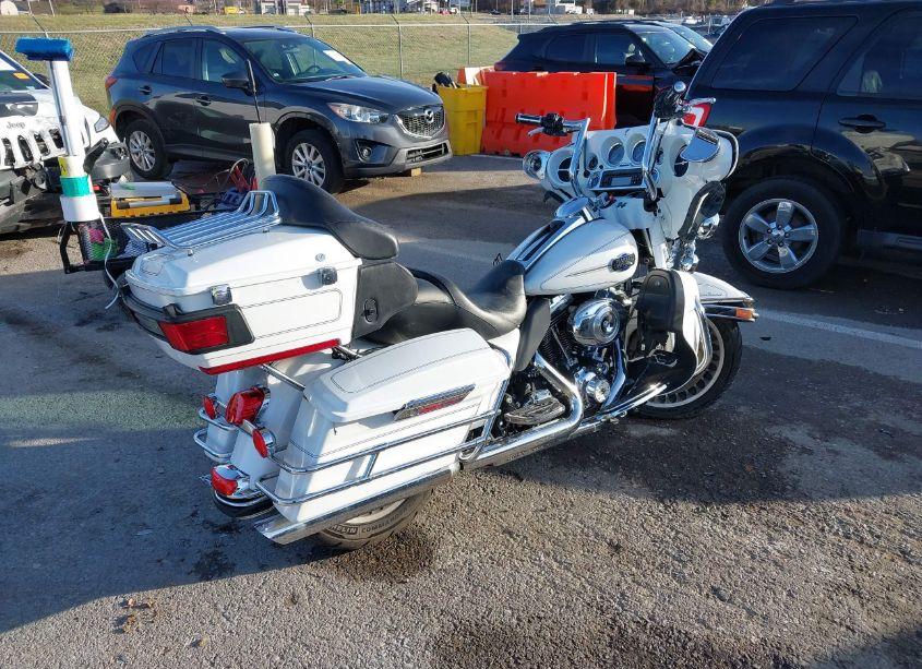 Photo 4 of 2012 Harley-davidson Flhtcu ULTRA CLASSIC ELECTRA GLD (VIN 1HD1FCM1XCB656804)