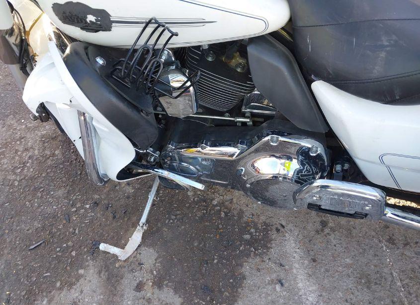 Photo 9 of 2012 Harley-davidson Flhtcu ULTRA CLASSIC ELECTRA GLD (VIN 1HD1FCM1XCB656804)