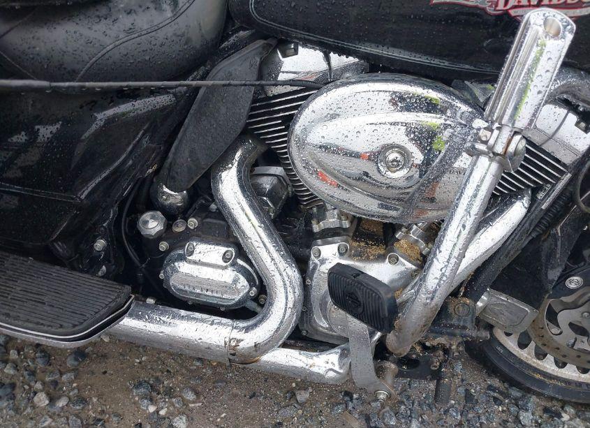 Photo 8 of 2009 Harley-davidson Flhtc N/A (VIN 1HD1FF4109Y638657)