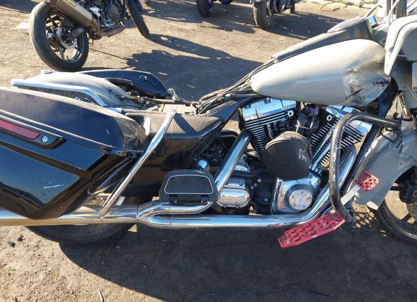 Photo 8 of 2006 Harley-davidson Flhtci N/A (VIN 1HD1FFW396Y666404)