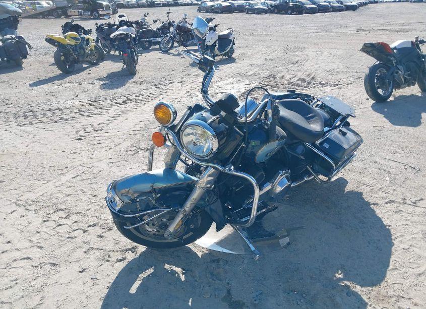 Photo 2 of 2010 Harley-davidson Flhp (VIN 1HD1FHM14AB671065)