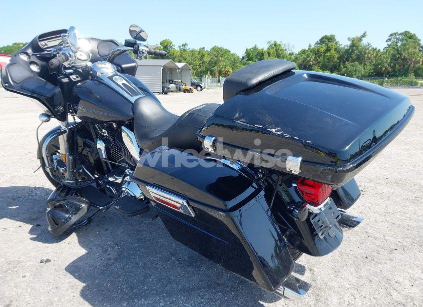 Photo 3 of 2009 Harley-davidson Fltr N/A (VIN 1HD1FS4149Y620560)