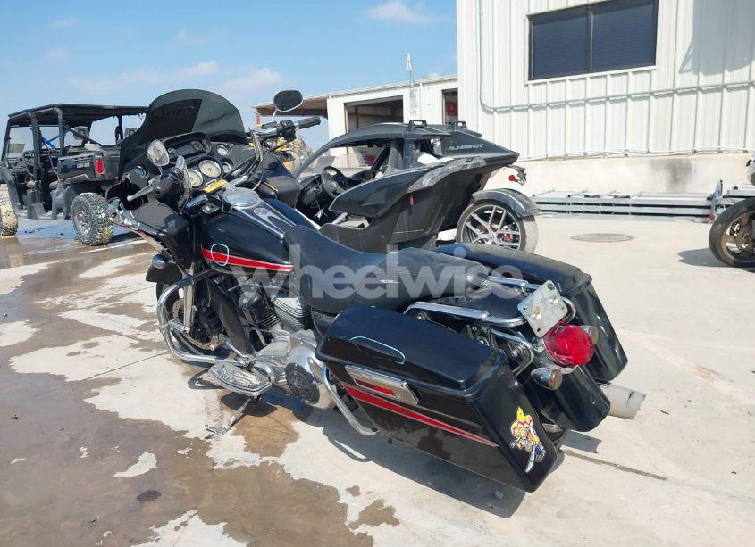 Photo 3 of 2006 Harley-davidson Fltri N/A (VIN 1HD1FSW156Y708607)