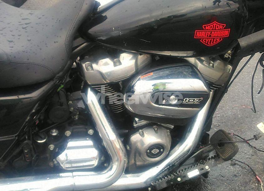 Photo 8 of 2019 Harley-davidson Flht N/A (VIN 1HD1FVC29KB653378)