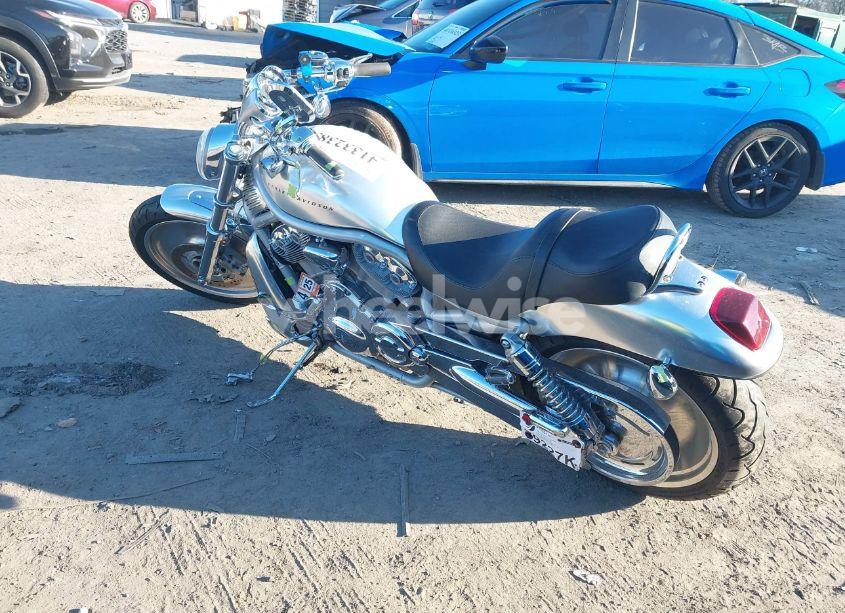 Photo 3 of 2002 Harley-davidson Vrsca (VIN 1HD1HAZ142K800742)