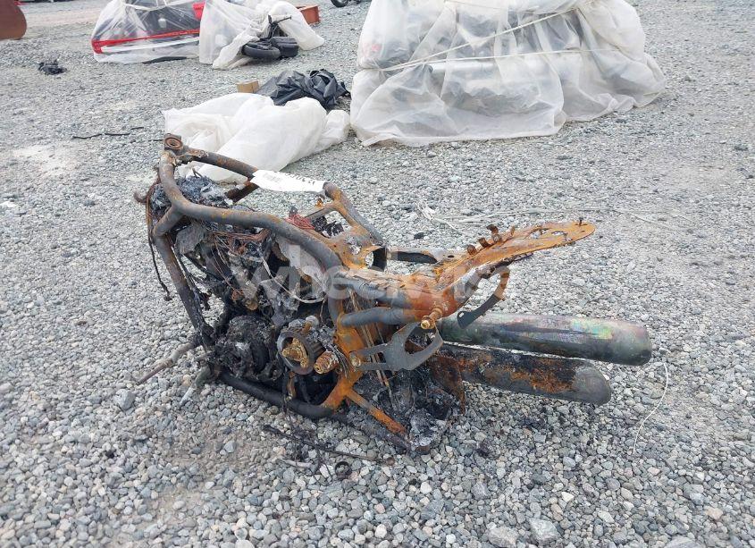 Photo 3 of 2004 Harley-davidson Vrscb N/A (VIN 1HD1HBZ174K801439)