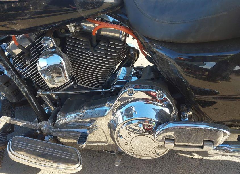 Photo 9 of 2009 Harley-davidson Flhx (VIN 1HD1KB4139Y689087)