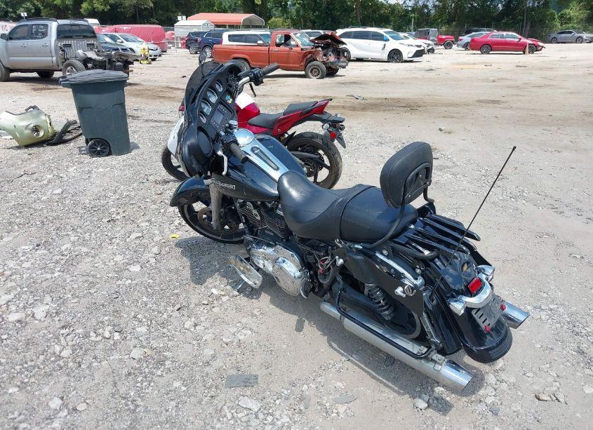 Photo 3 of 2021 Harley-davidson Flhx (VIN 1HD1KBC13MB612541)