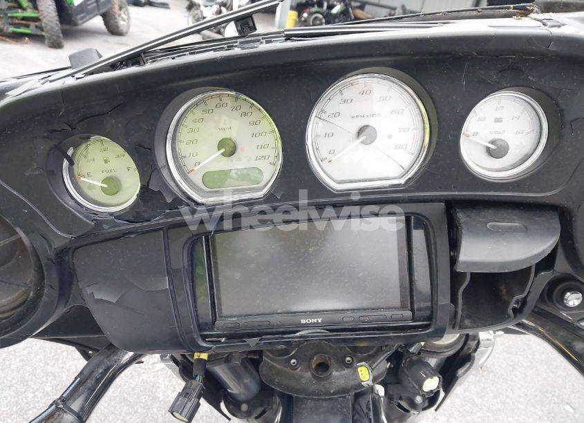 Photo 7 of 2018 Harley-davidson Flhx STREET GLIDE (VIN 1HD1KBC19JB616833)