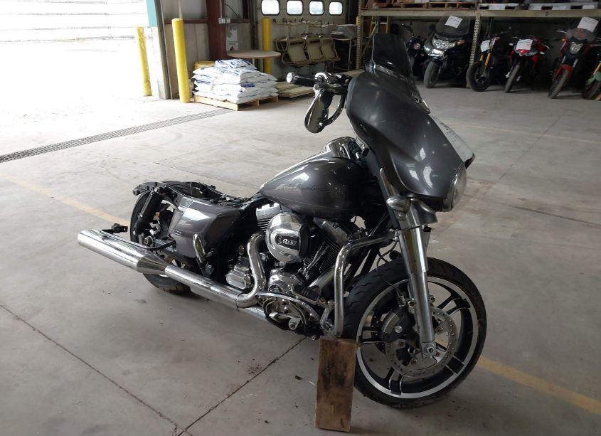 2014 Harley-davidson Flhx STREET GLIDE (VIN 1HD1KBM13EB624771) main photo