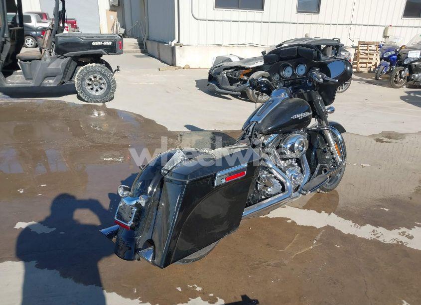 Photo 4 of 2013 Harley-davidson Flhx STREET GLIDE (VIN 1HD1KBM14DB685691)