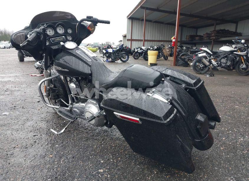 Photo 3 of 2012 Harley-davidson Flhx STREET GLIDE (VIN 1HD1KBM16CB685822)