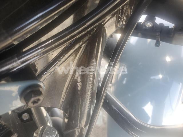 Photo 3 of 2024 HARLEY-DAVIDSON FLTRX N/A (VIN 1HD1KH710RB657697)