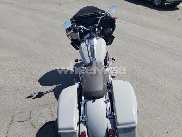 Photo 2 of 2024 HARLEY-DAVIDSON FLTRX N/A (VIN 1HD1KH717RB661293)