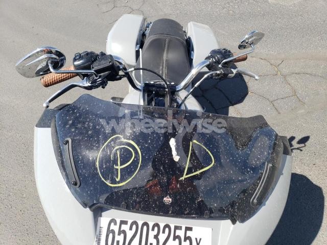 Photo 4 of 2024 HARLEY-DAVIDSON FLTRX N/A (VIN 1HD1KH717RB661293)