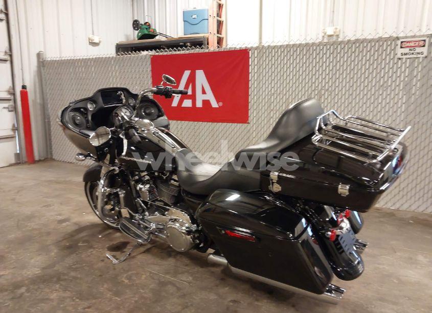 Photo 3 of 2019 Harley-davidson Fltrx N/A (VIN 1HD1KHC18KB646443)