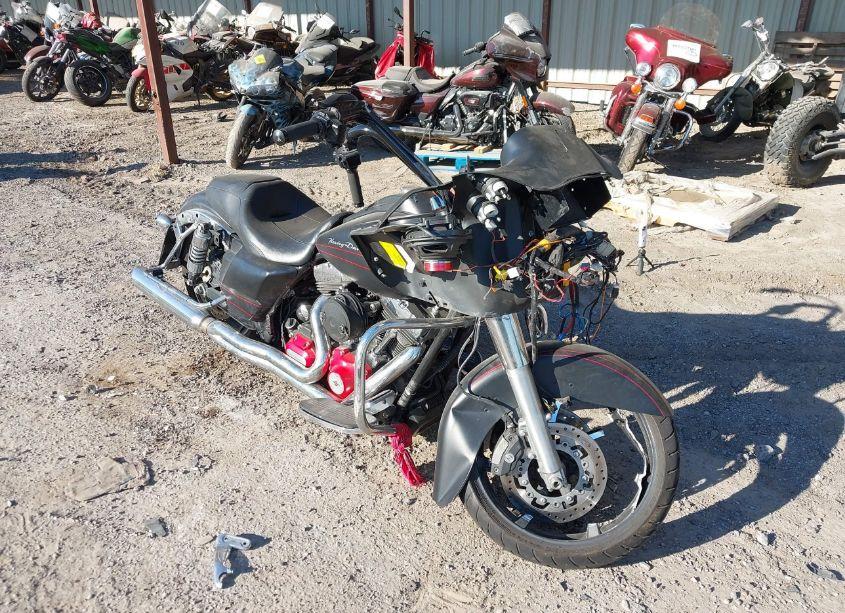 2013 Harley-davidson Fltrx ROAD GLIDE CUSTOM (VIN 1HD1KHM10DB674819) main photo