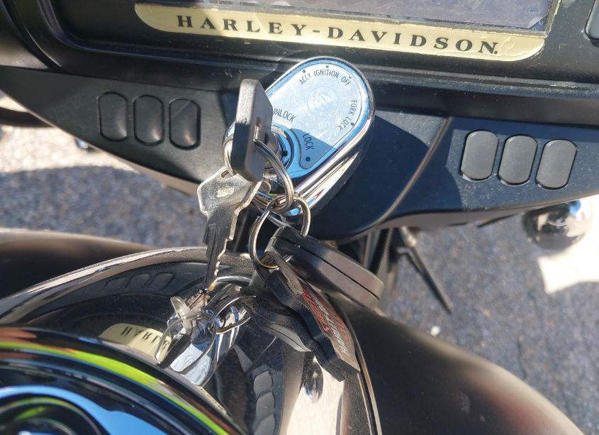 Photo 11 of 2017 Harley-davidson Flhxs STREET GLIDE SPECIAL (VIN 1HD1KRC10HB632468)