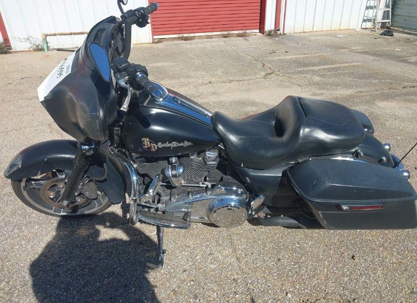 Photo 13 of 2017 Harley-davidson Flhxs STREET GLIDE SPECIAL (VIN 1HD1KRC10HB632468)