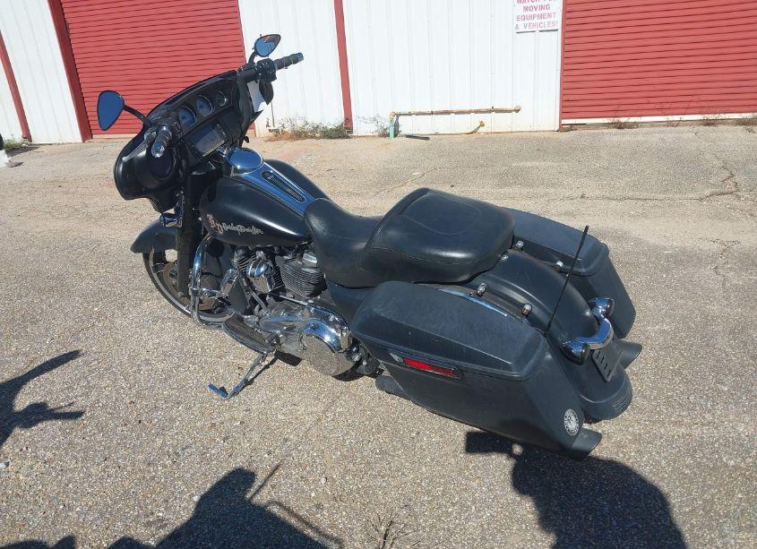 Photo 3 of 2017 Harley-davidson Flhxs STREET GLIDE SPECIAL (VIN 1HD1KRC10HB632468)