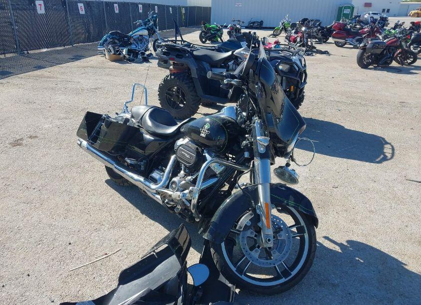 2017 Harley-davidson Flhxs STREET GLIDE SPECIAL (VIN 1HD1KRC14HB607962) main photo