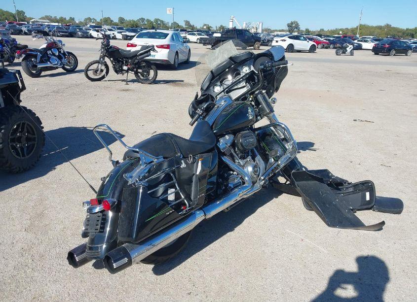 Photo 4 of 2017 Harley-davidson Flhxs STREET GLIDE SPECIAL (VIN 1HD1KRC14HB607962)