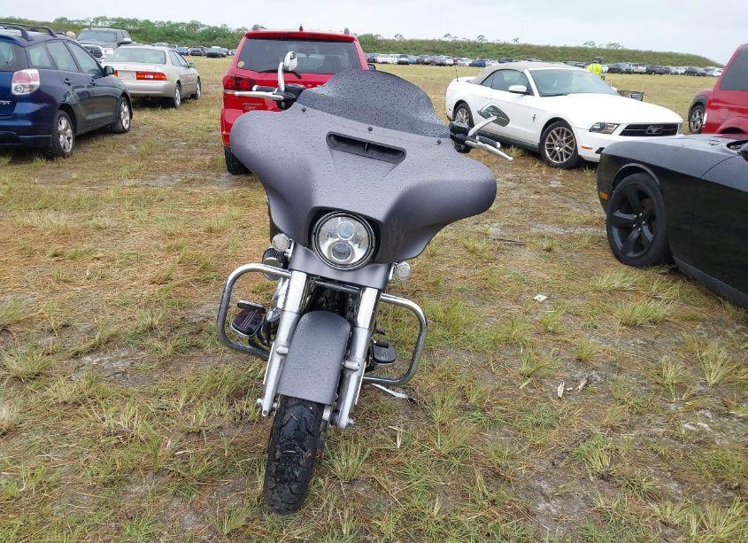 Photo 5 of 2017 Harley-davidson Flhxs STREET GLIDE SPECIAL (VIN 1HD1KRC14HB625393)