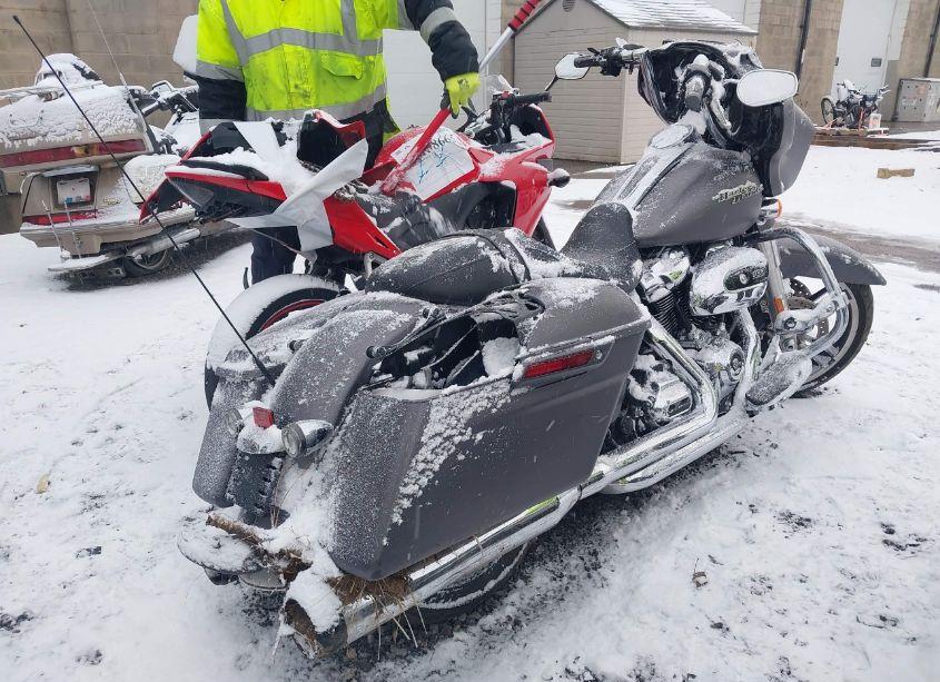 Photo 4 of 2017 Harley-davidson Flhxs STREET GLIDE SPECIAL (VIN 1HD1KRC14HB674822)