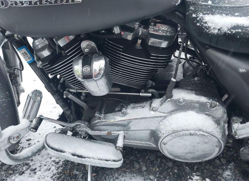 Photo 9 of 2017 Harley-davidson Flhxs STREET GLIDE SPECIAL (VIN 1HD1KRC14HB674822)