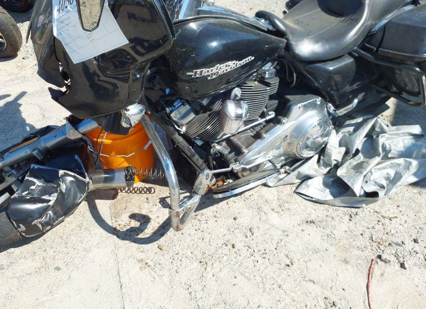 Photo 15 of 2017 Harley-davidson Flhxs STREET GLIDE SPECIAL (VIN 1HD1KRC1XHB616939)