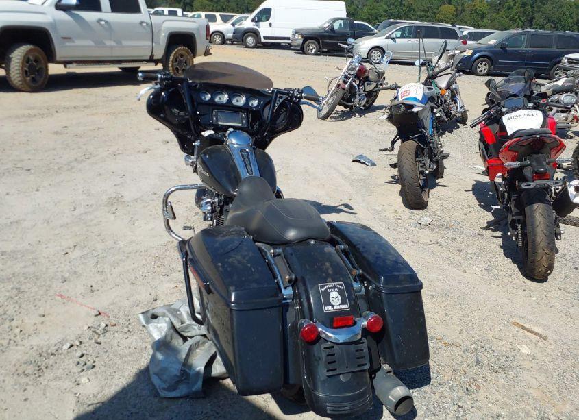 Photo 6 of 2017 Harley-davidson Flhxs STREET GLIDE SPECIAL (VIN 1HD1KRC1XHB616939)