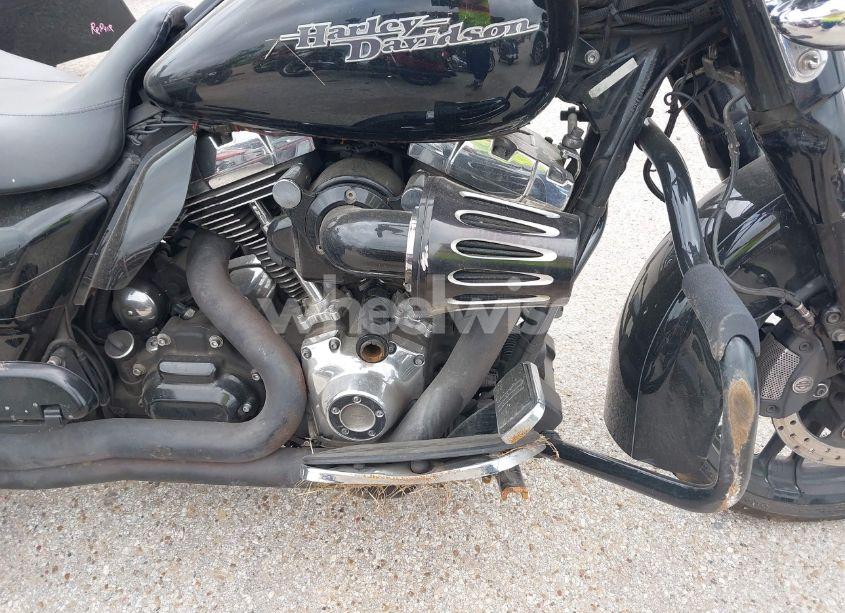 Photo 8 of 2014 Harley-davidson Flhxs STREET GLIDE SPECIAL (VIN 1HD1KRM12EB706547)