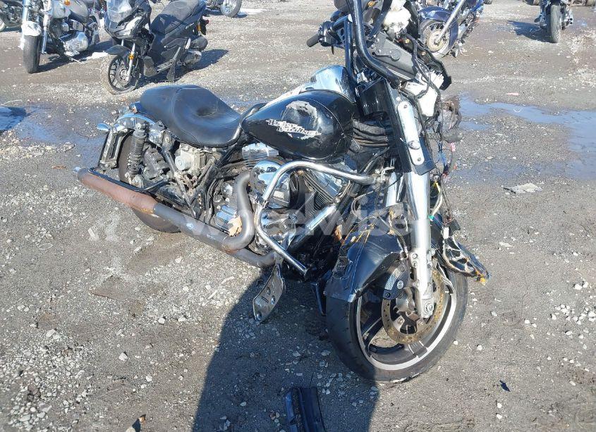 2014 Harley-davidson Flhxs STREET GLIDE SPECIAL (VIN 1HD1KRM14EB704749) main photo