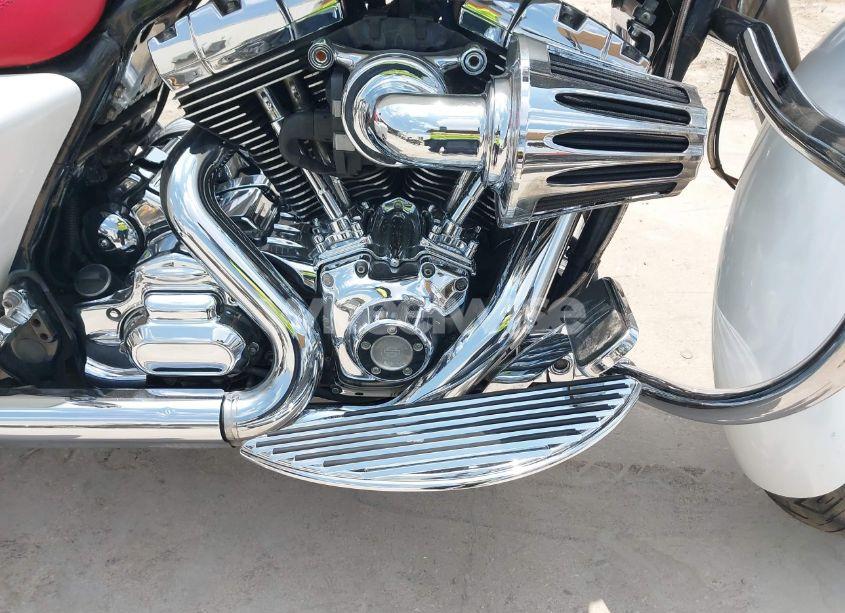 Photo 8 of 2014 Harley-davidson Flhxs STREET GLIDE SPECIAL (VIN 1HD1KRM18EB637914)