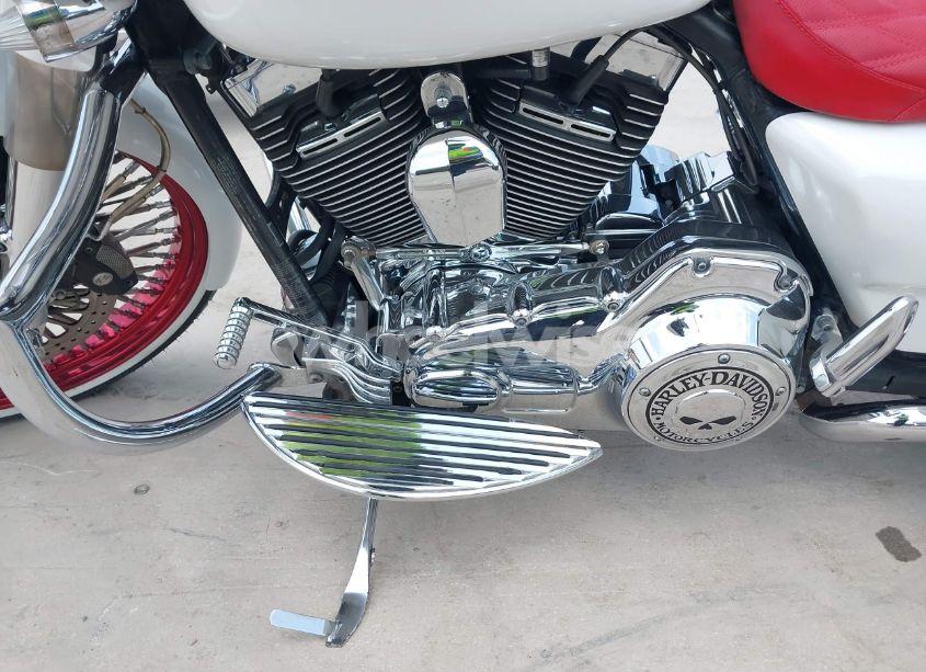 Photo 9 of 2014 Harley-davidson Flhxs STREET GLIDE SPECIAL (VIN 1HD1KRM18EB637914)